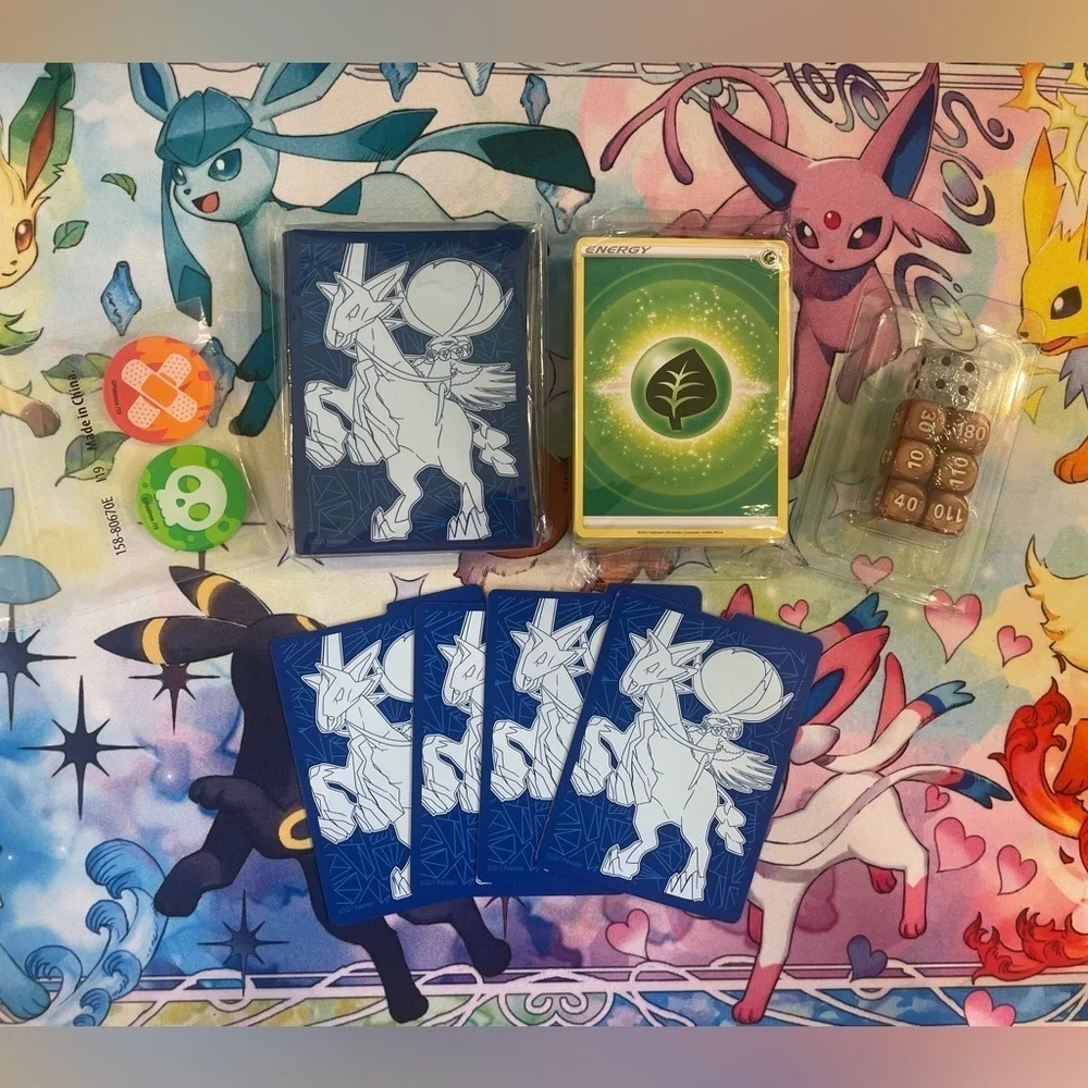 Pokémon TCG: Sword & Shield—Chilling Reign accessories bundle